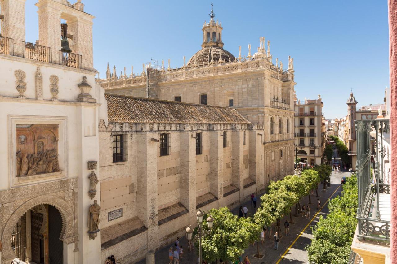 Puerta Catedral Apartments Sevilla Exterior foto