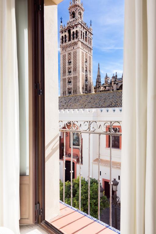 Puerta Catedral Apartments Sevilla Exterior foto